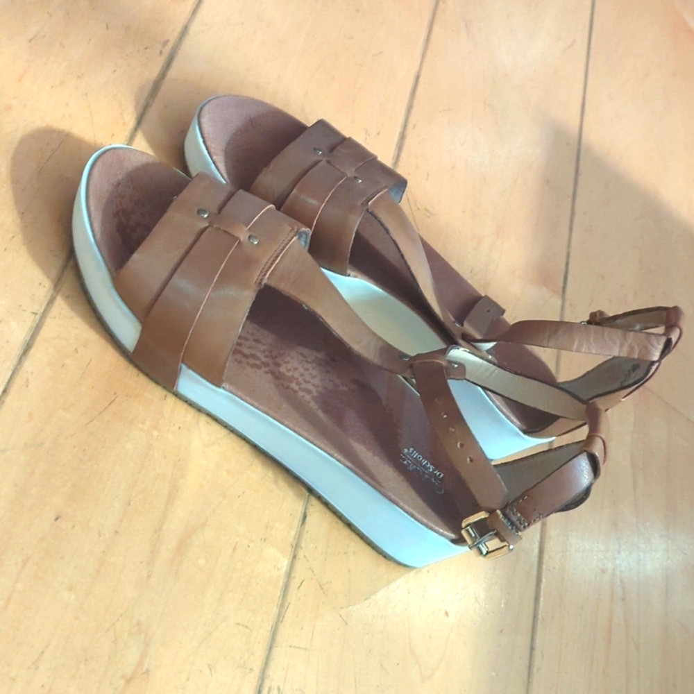 Dr Scholl's comfortable brown leather sandals with slight wedge/adjustable strap